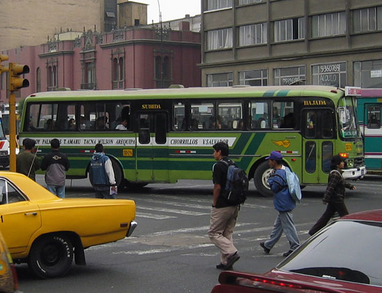 Link to Flickr: Lima bus